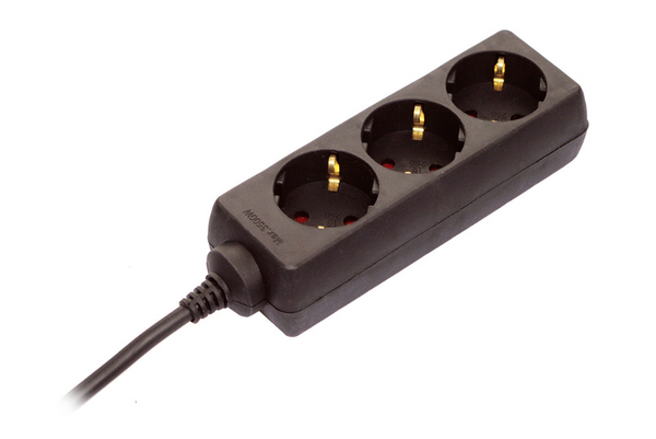 Steckdosenleiste 3-fach, 1,4m, weiß / schwarz 230V/16A/max. 3500W - IP20 Innenbereich - CE